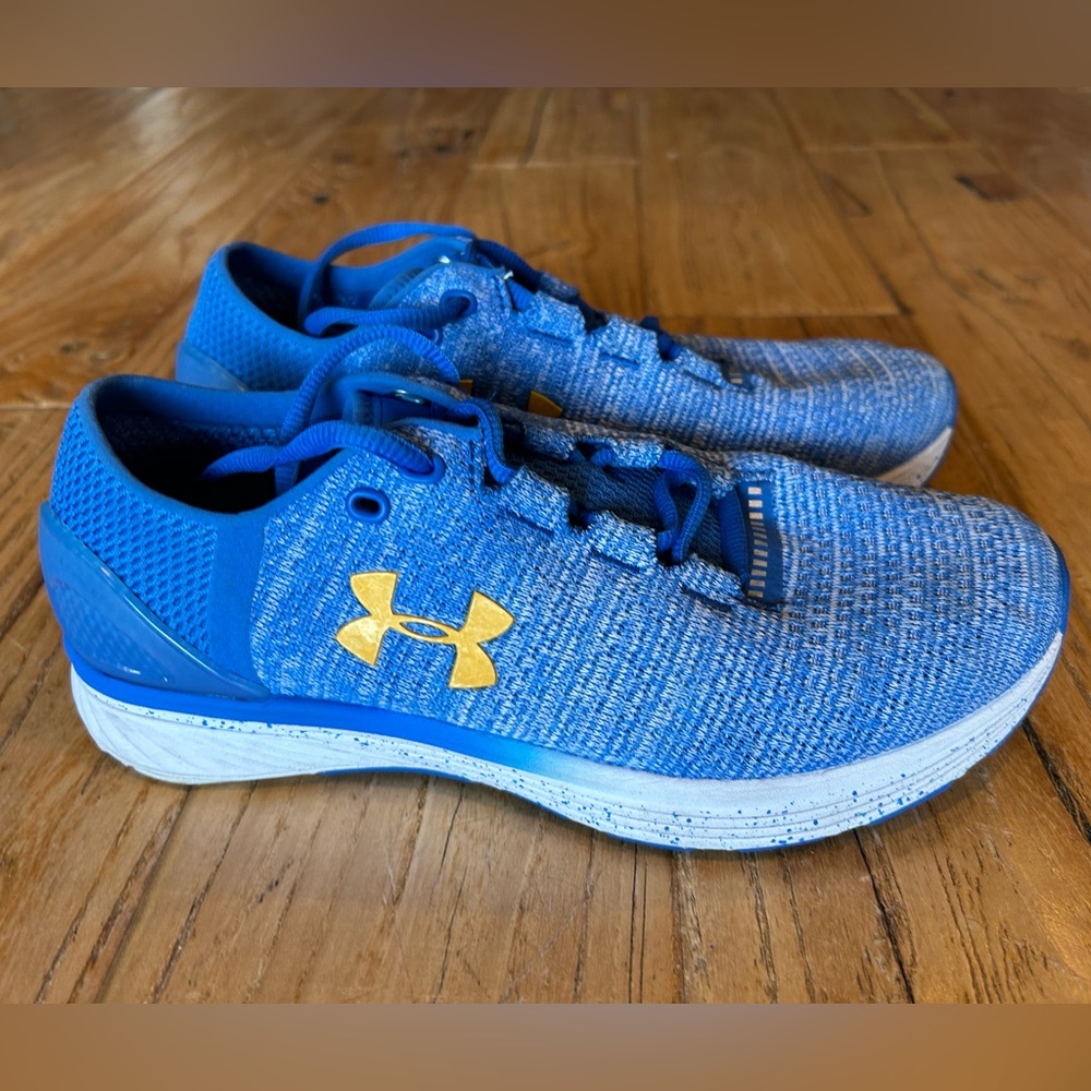 Under Armour running shoes size 8